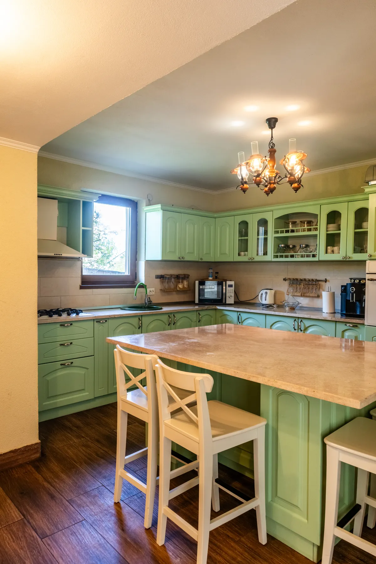 Vila Crisalia – kitchen 03