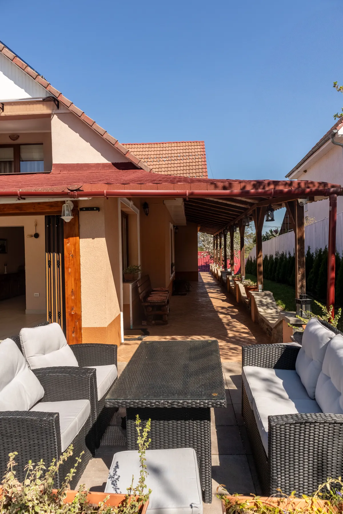 Vila Crisalia – terrace seating